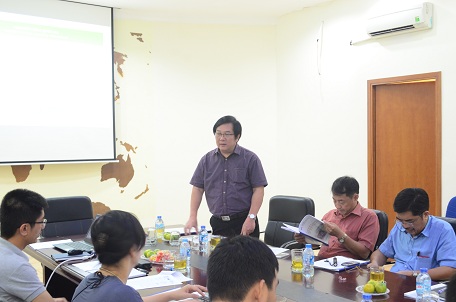 Viện trưởng Đỗ Thanh Tùng chủ trì buổi họp