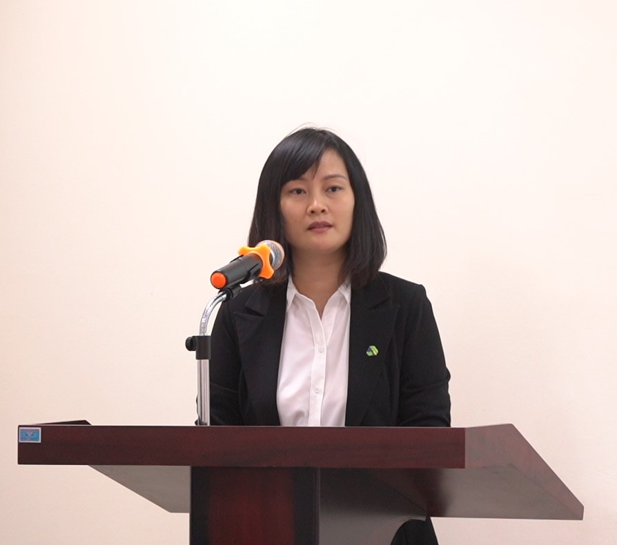 Bà Trần Thanh Phương – Phó Giám đốc Ban Kinh doanh, Tập đoàn An Phát Holdings phát biểu tại buổi lễ