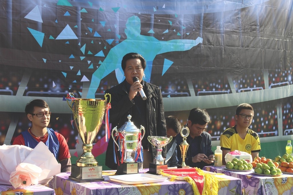 Ông Đặng Tiên Phong -  Phó Viện trưởng Viện Kiến trúc quốc gia phát biểu khai mạc giải đấu