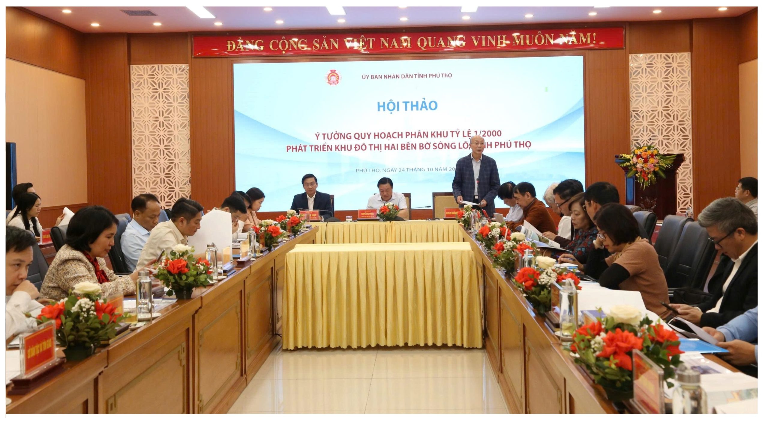 Hội thảo: Ý tưởng Quy hoạch phân khu phát triển đô thị hai bên bờ sông Lô, tỉnh Phú Thọ